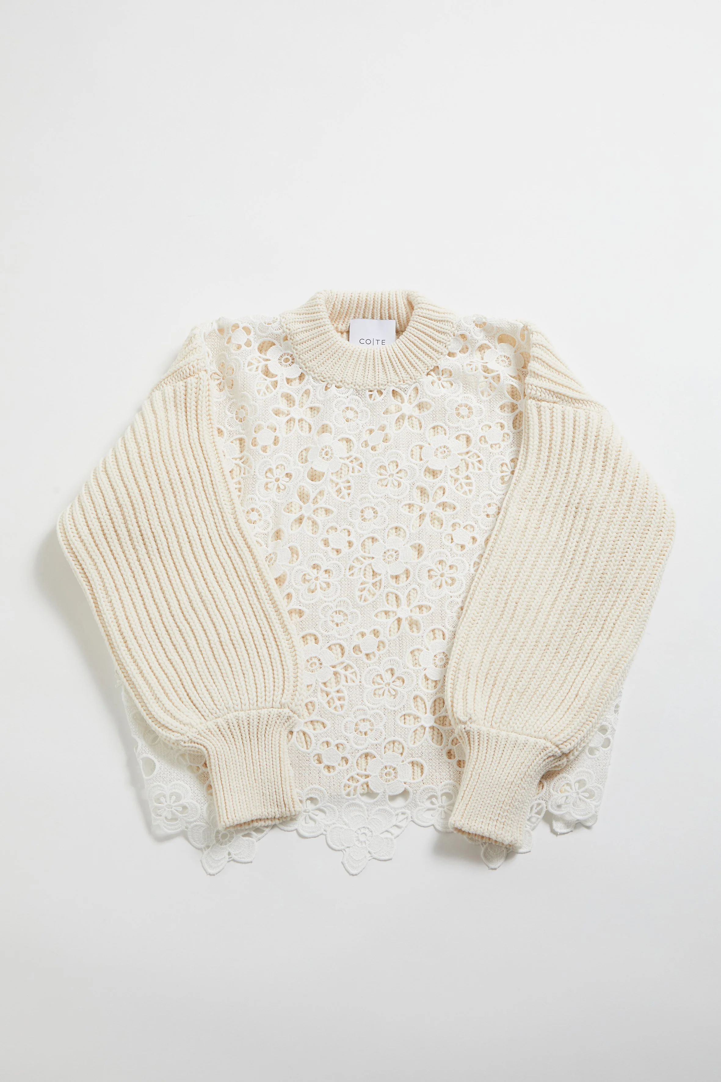 Rose Sweater / White — COTE